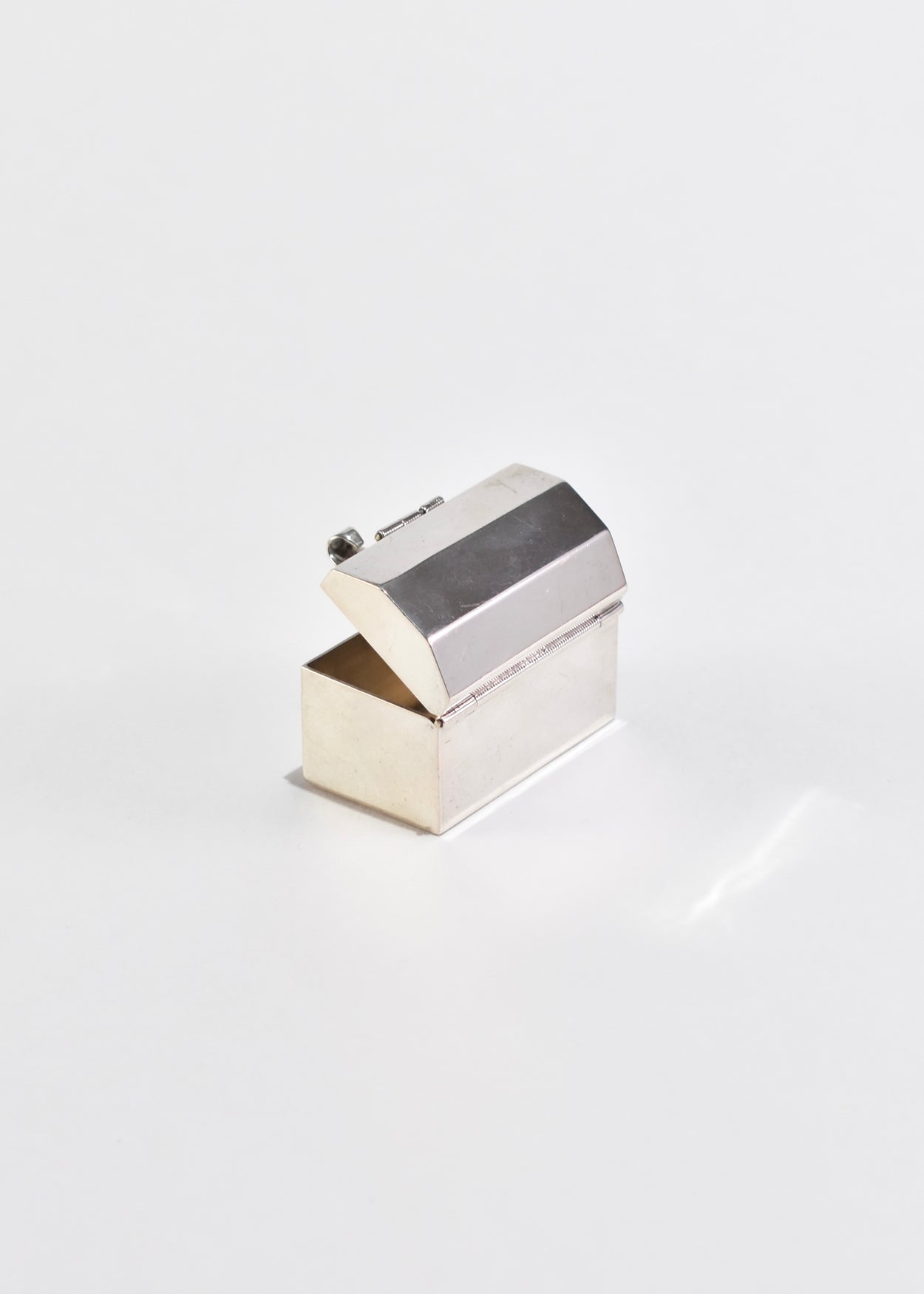 Sterling Chest Pillbox