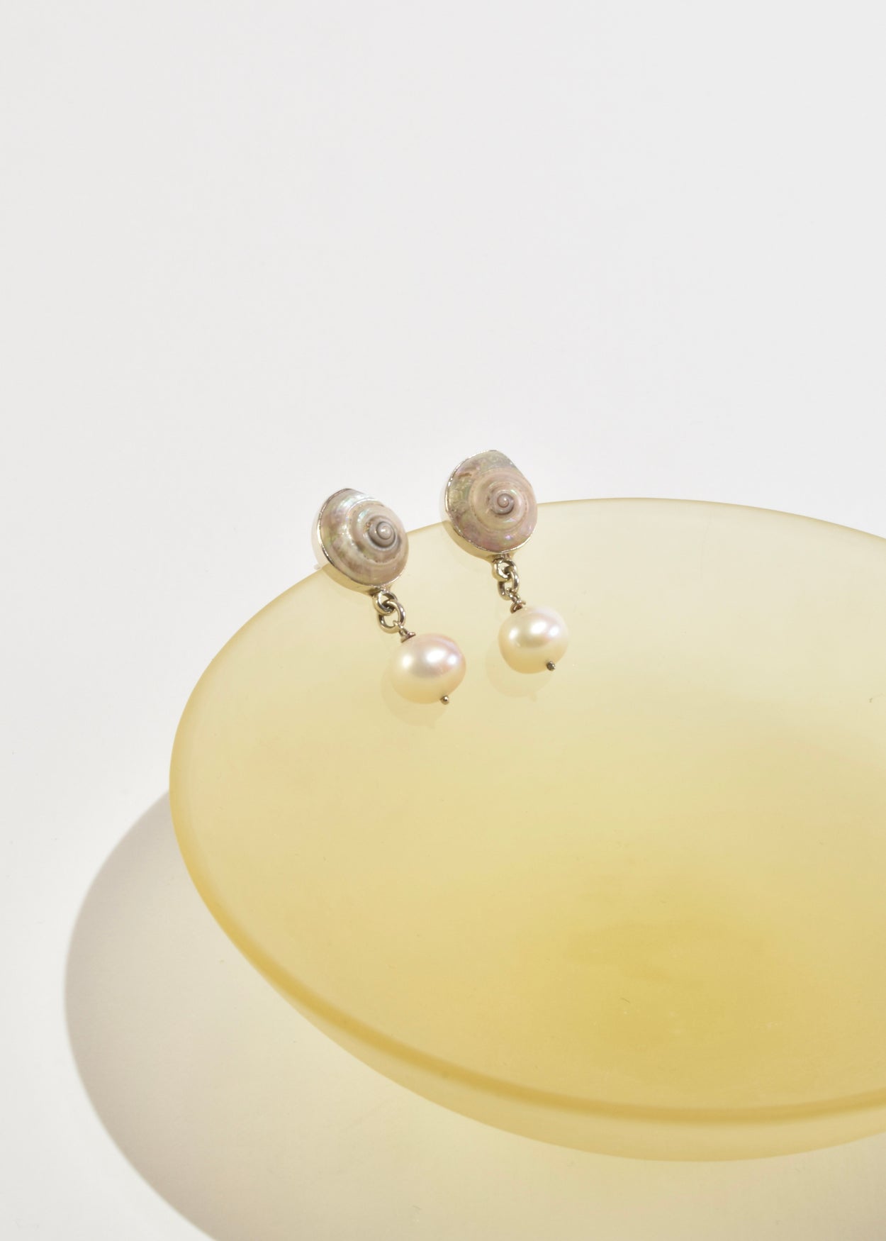 Shell Pearl Drop Earrings