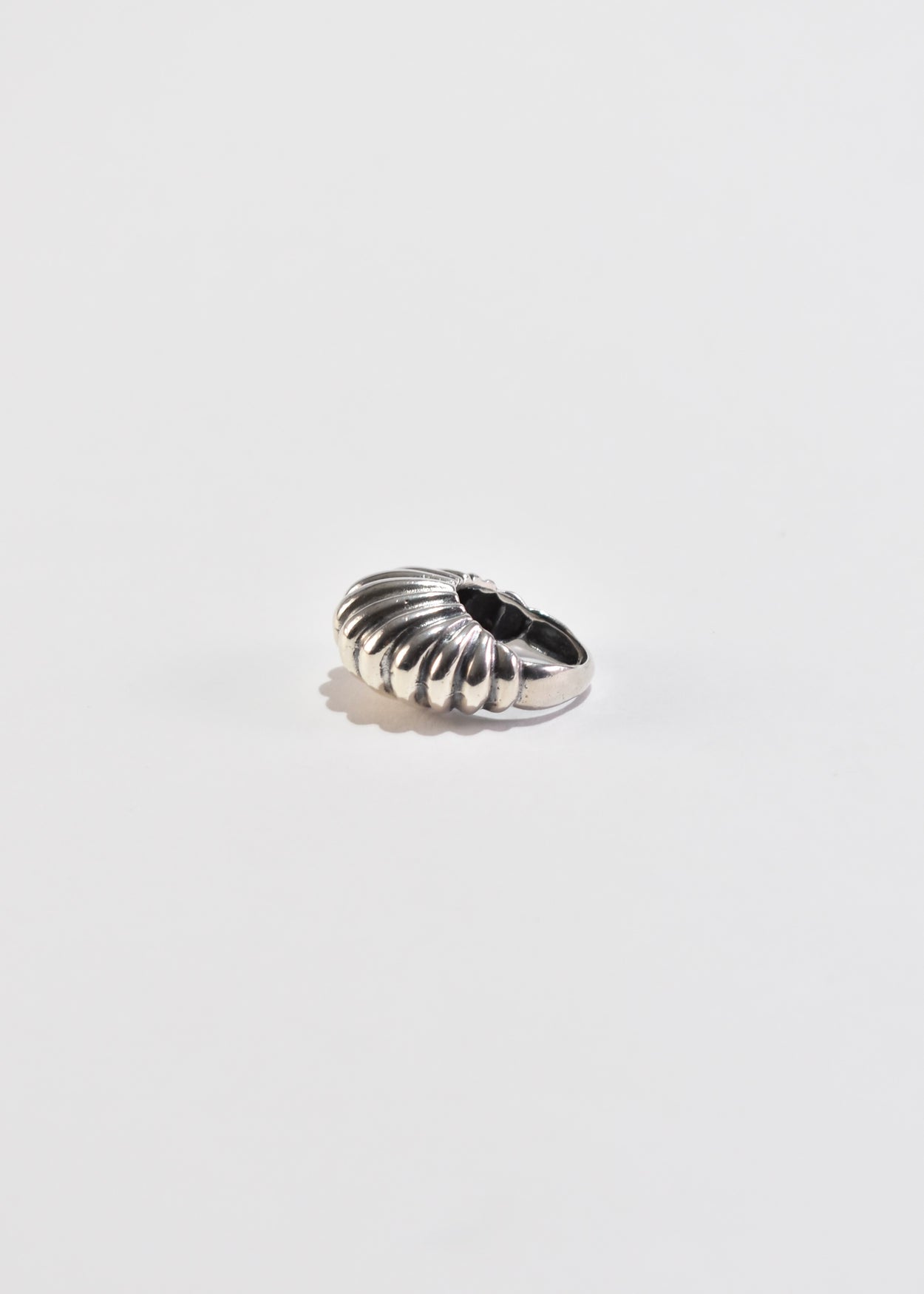 Ribbed Statement Ring
