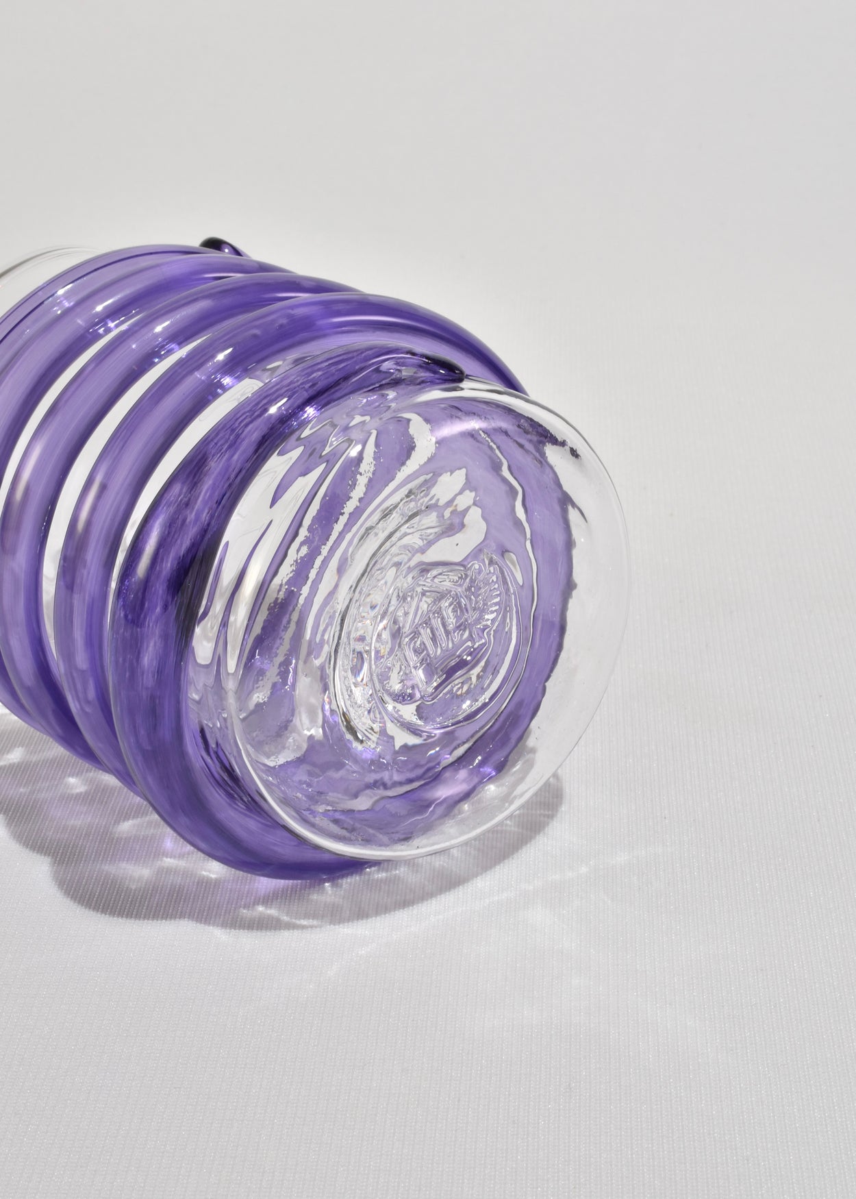 Handshake Spiral Cup in Purple