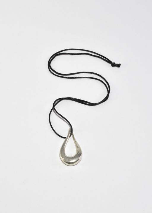 Loop Pendant Necklace