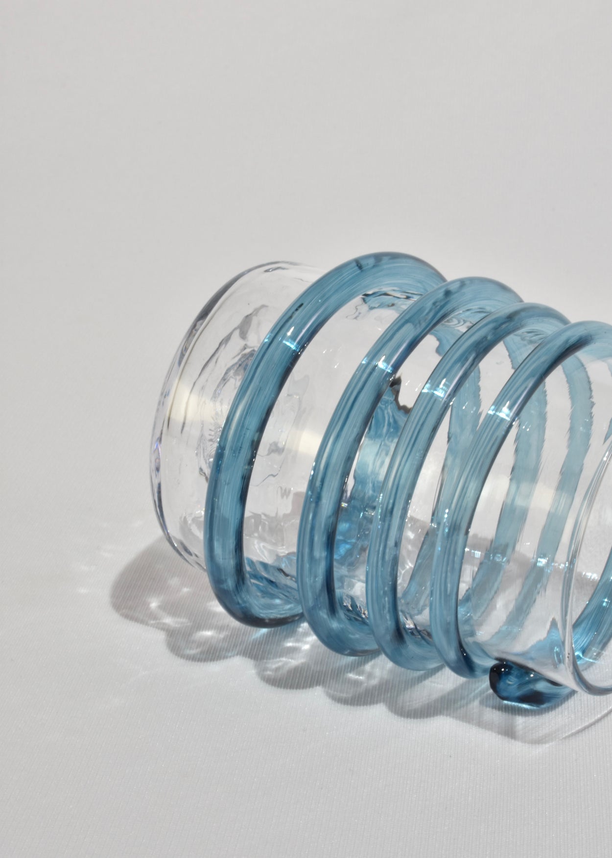 Handshake Spiral Cup in Teal