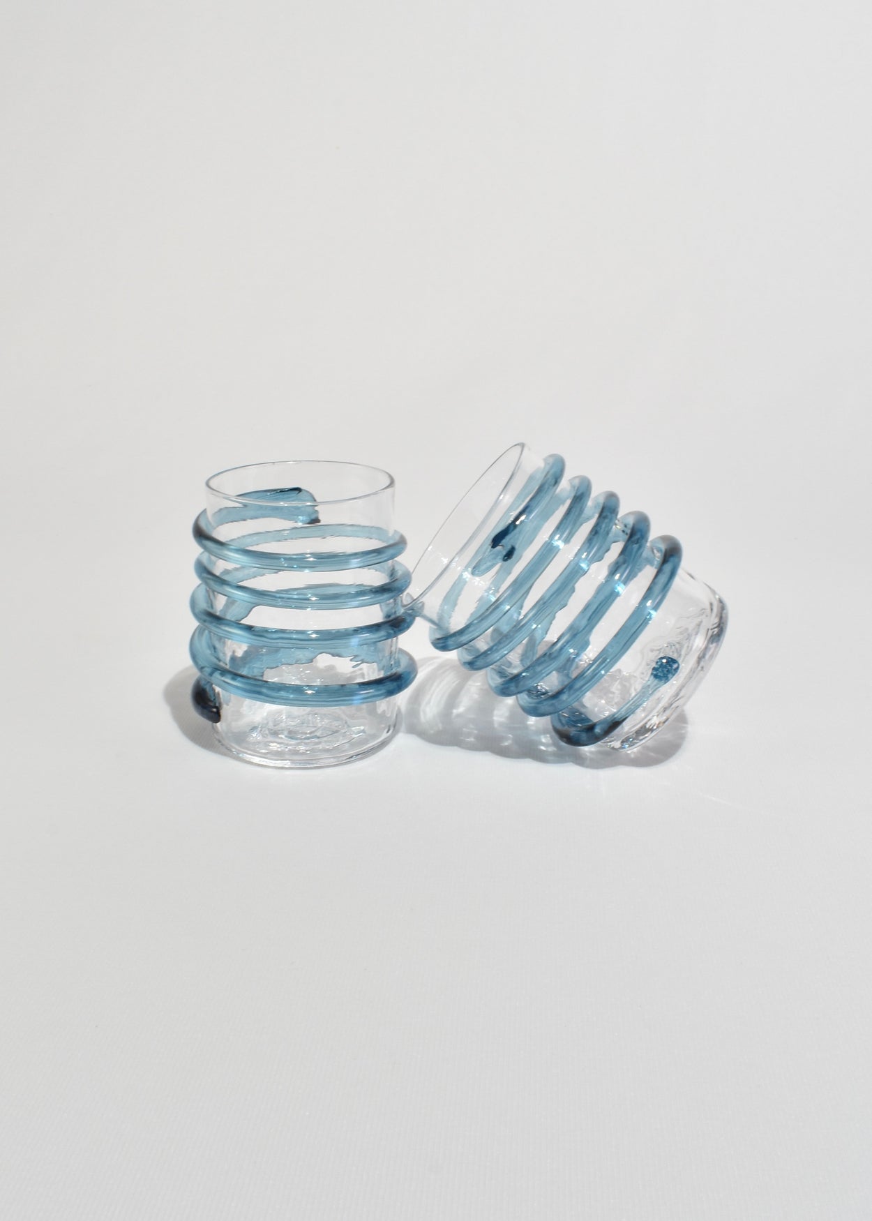 Handshake Spiral Cup in Teal