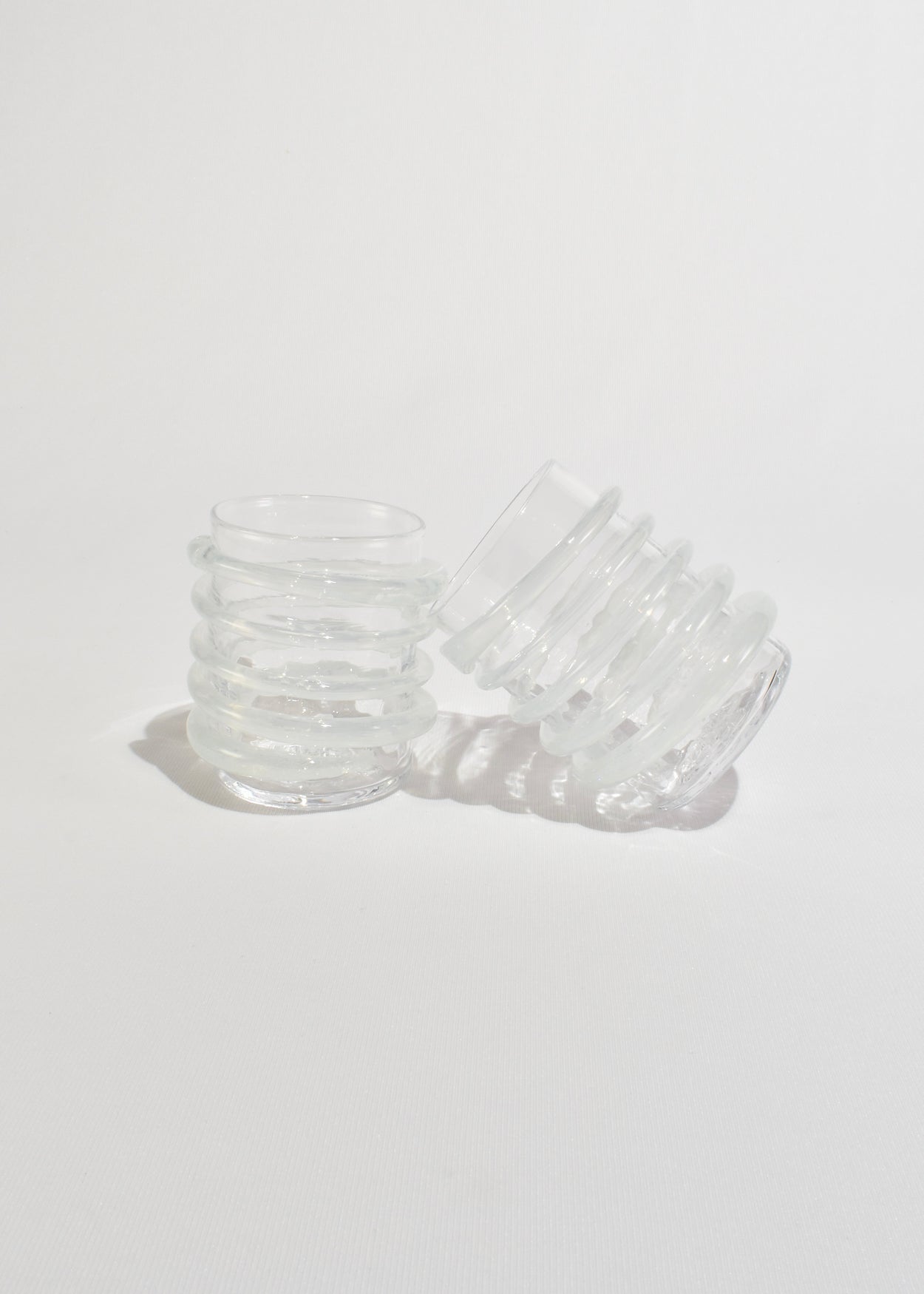 Handshake Spiral Cup in Opalescent