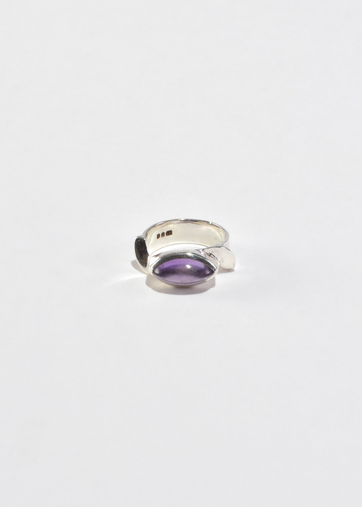 Curve Amethyst Ring