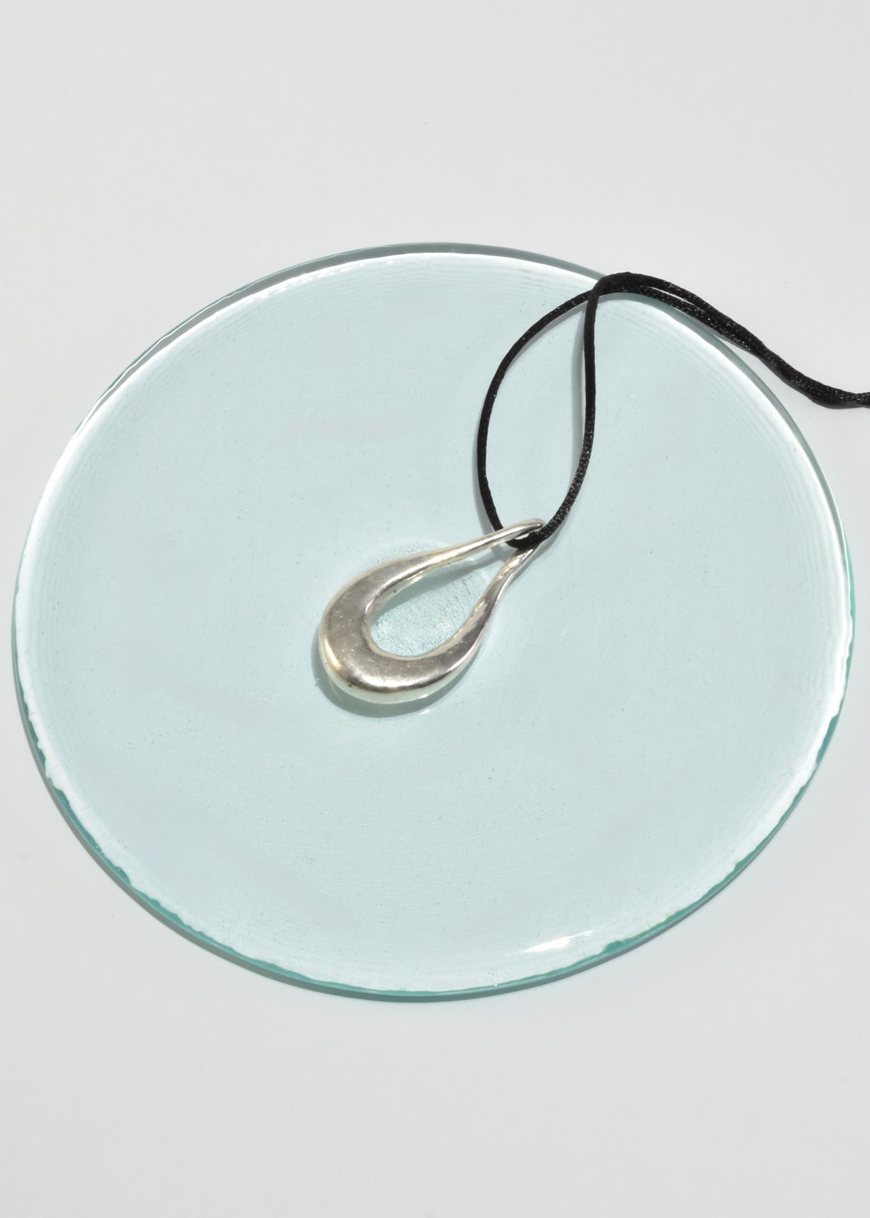 Loop Pendant Necklace