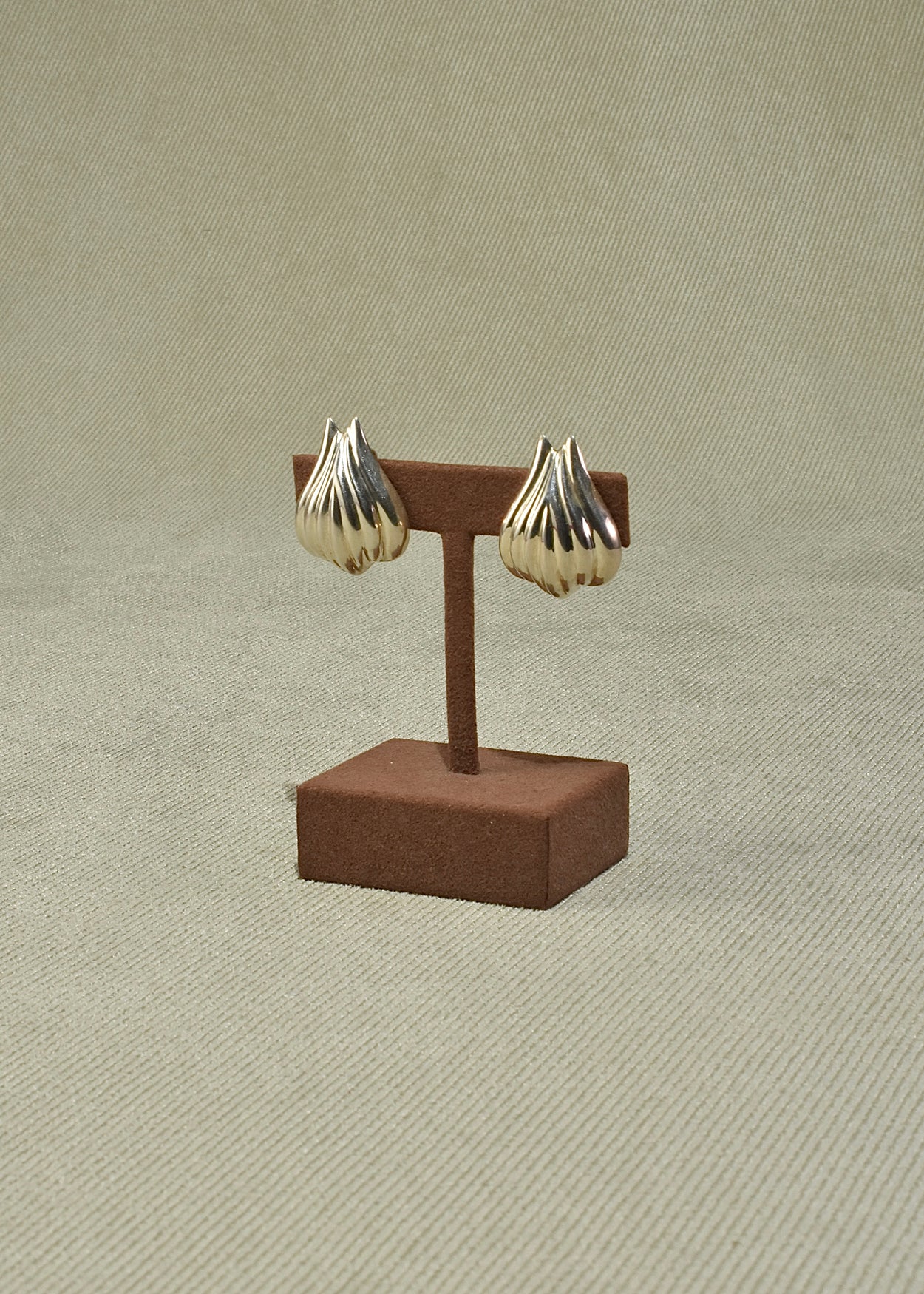 Sculptural Ribbed Earrings