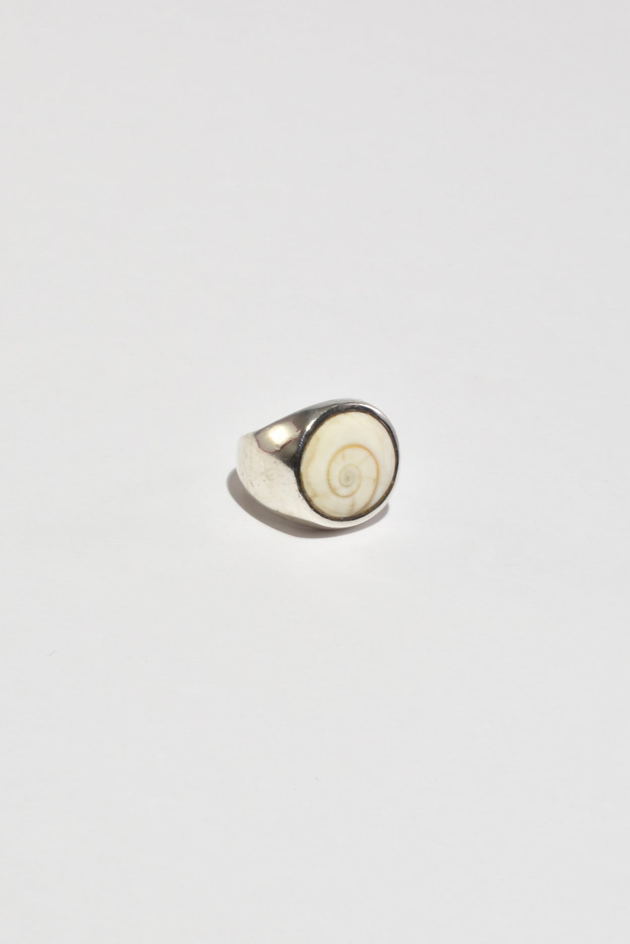 Shell Statement Ring
