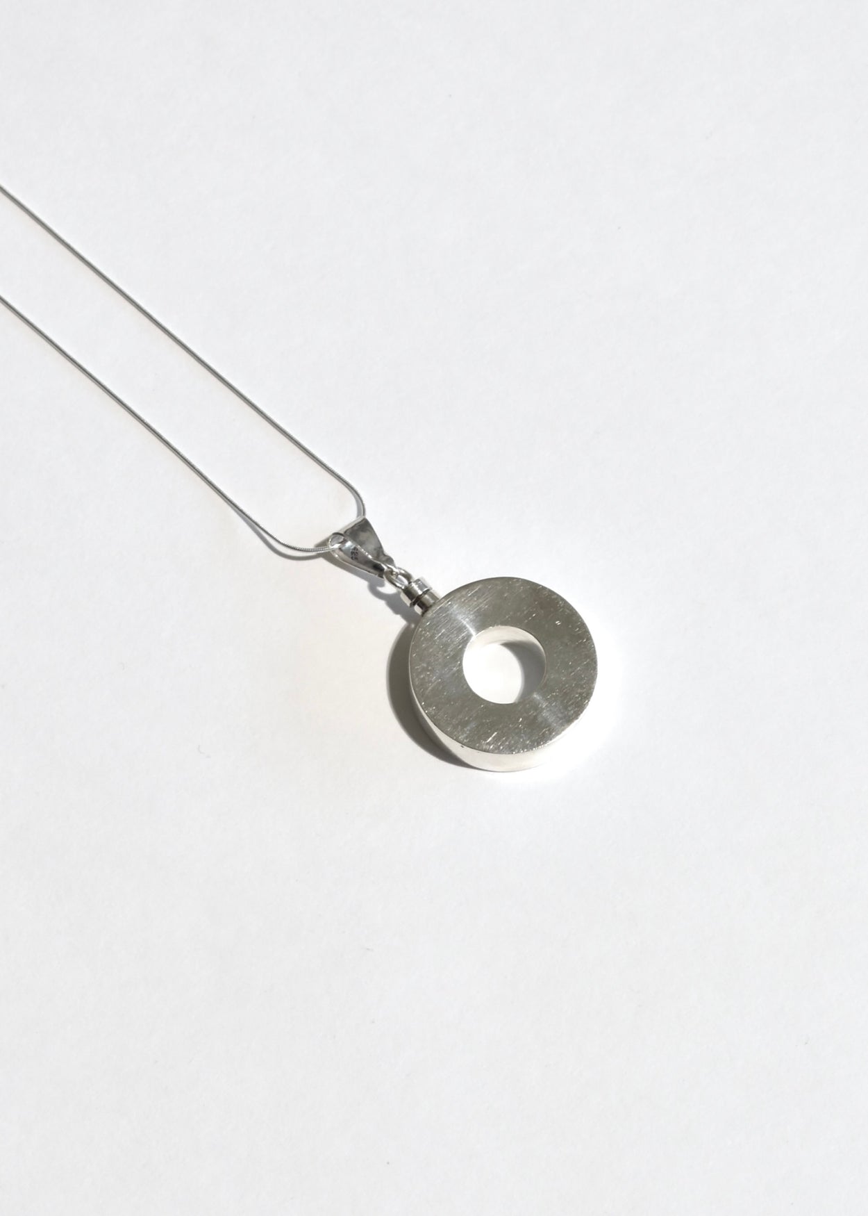 Circle Perfume Pendant Necklace