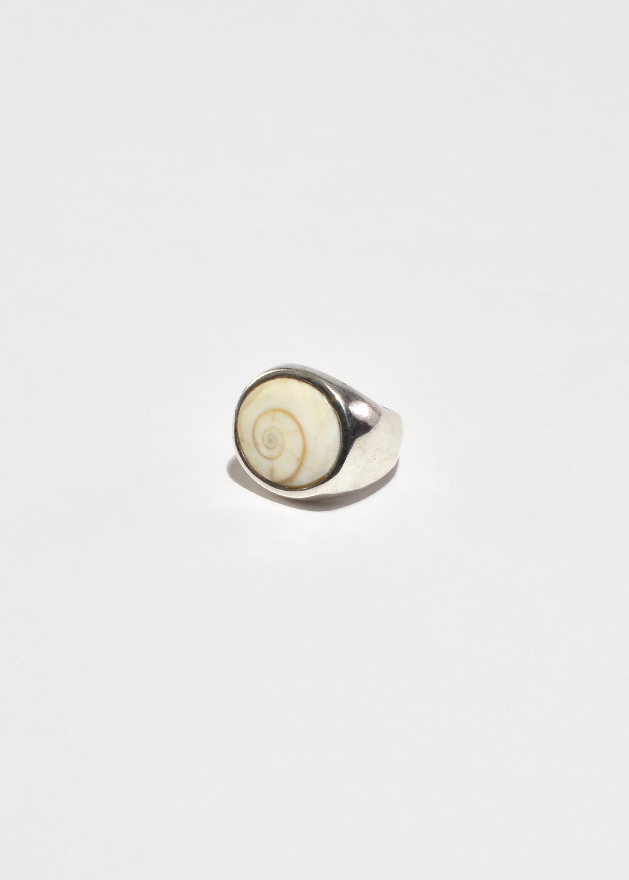Shell Statement Ring