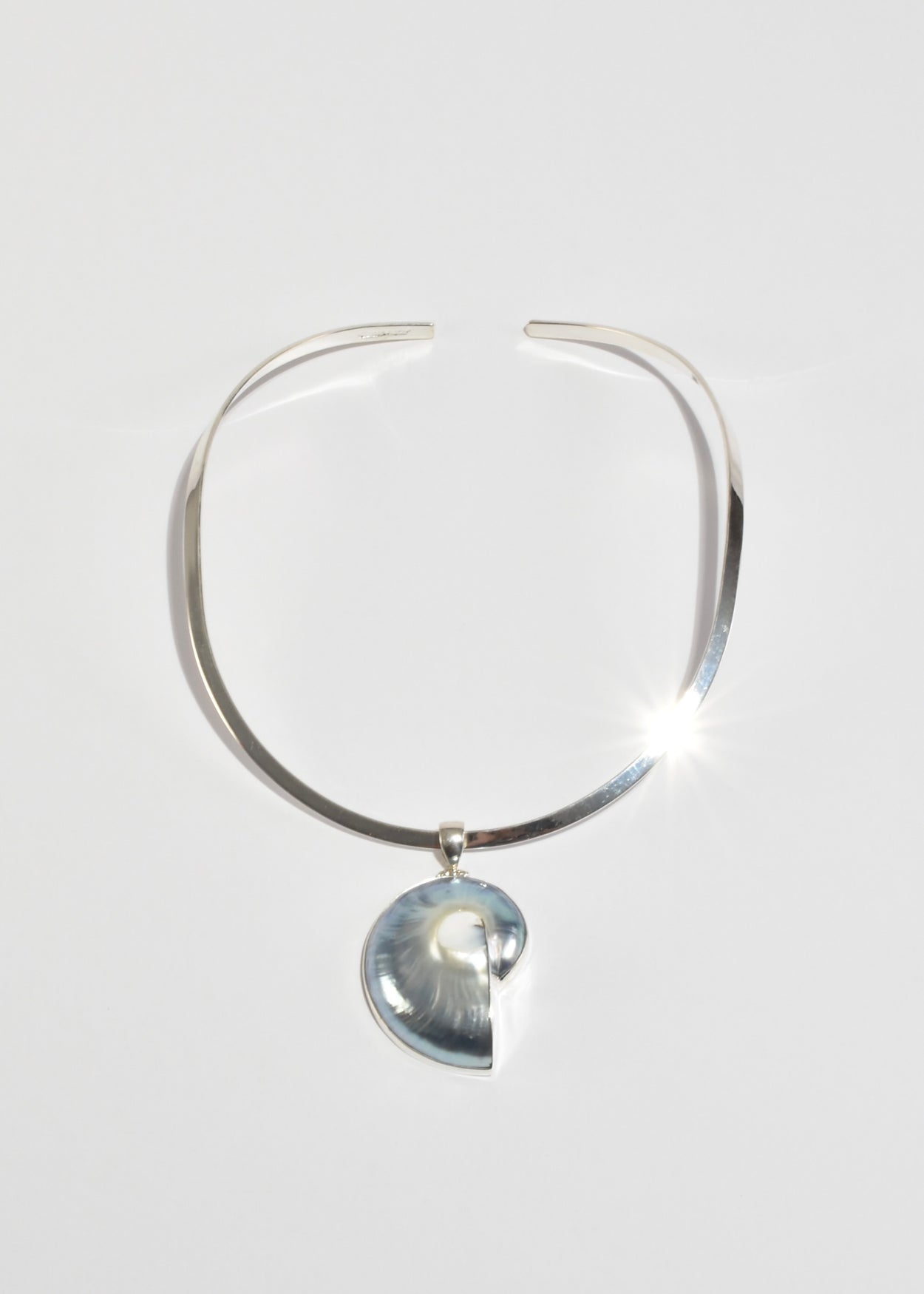 Blue Shell Collar Necklace