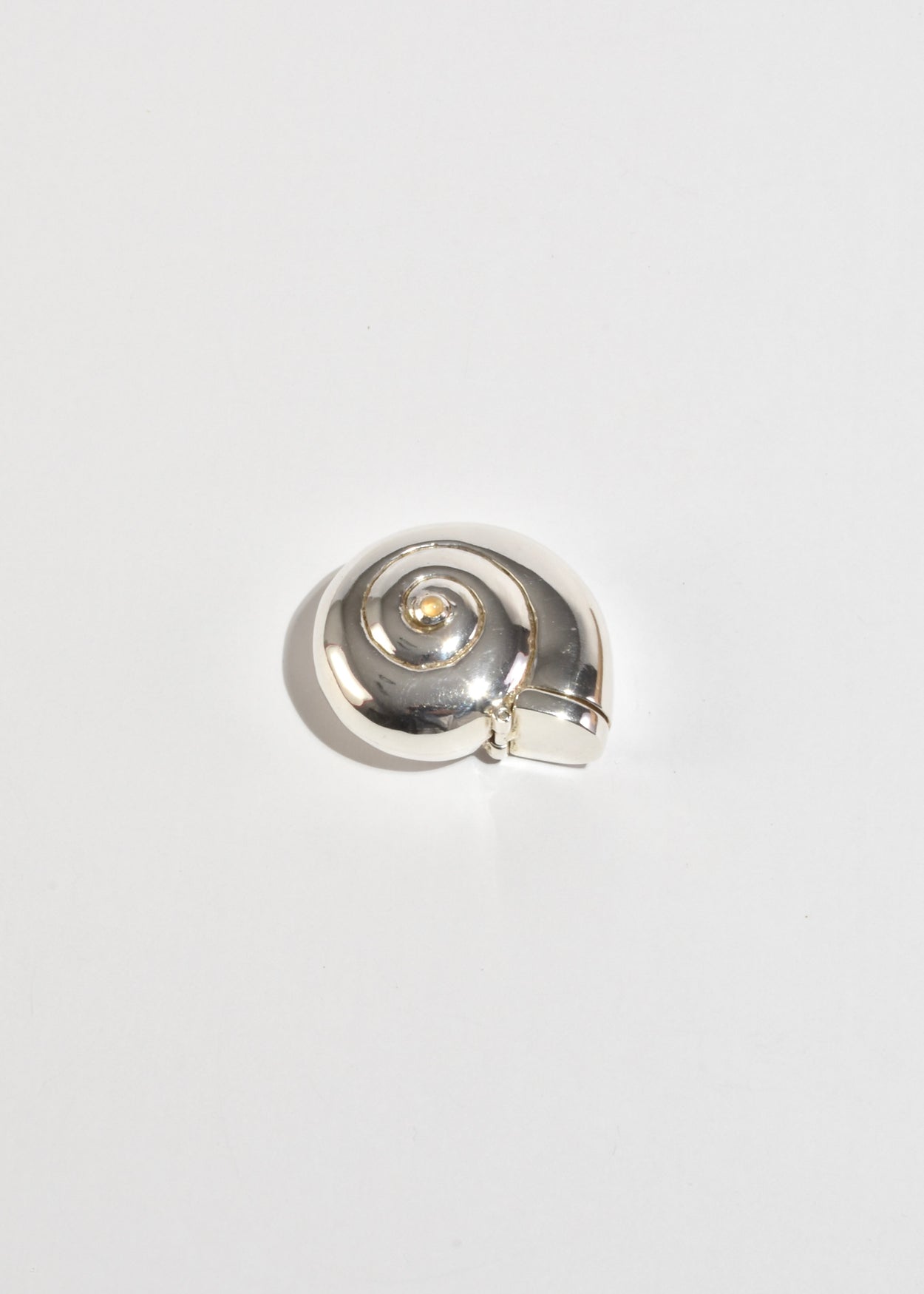 Sterling Shell Pillbox Sample