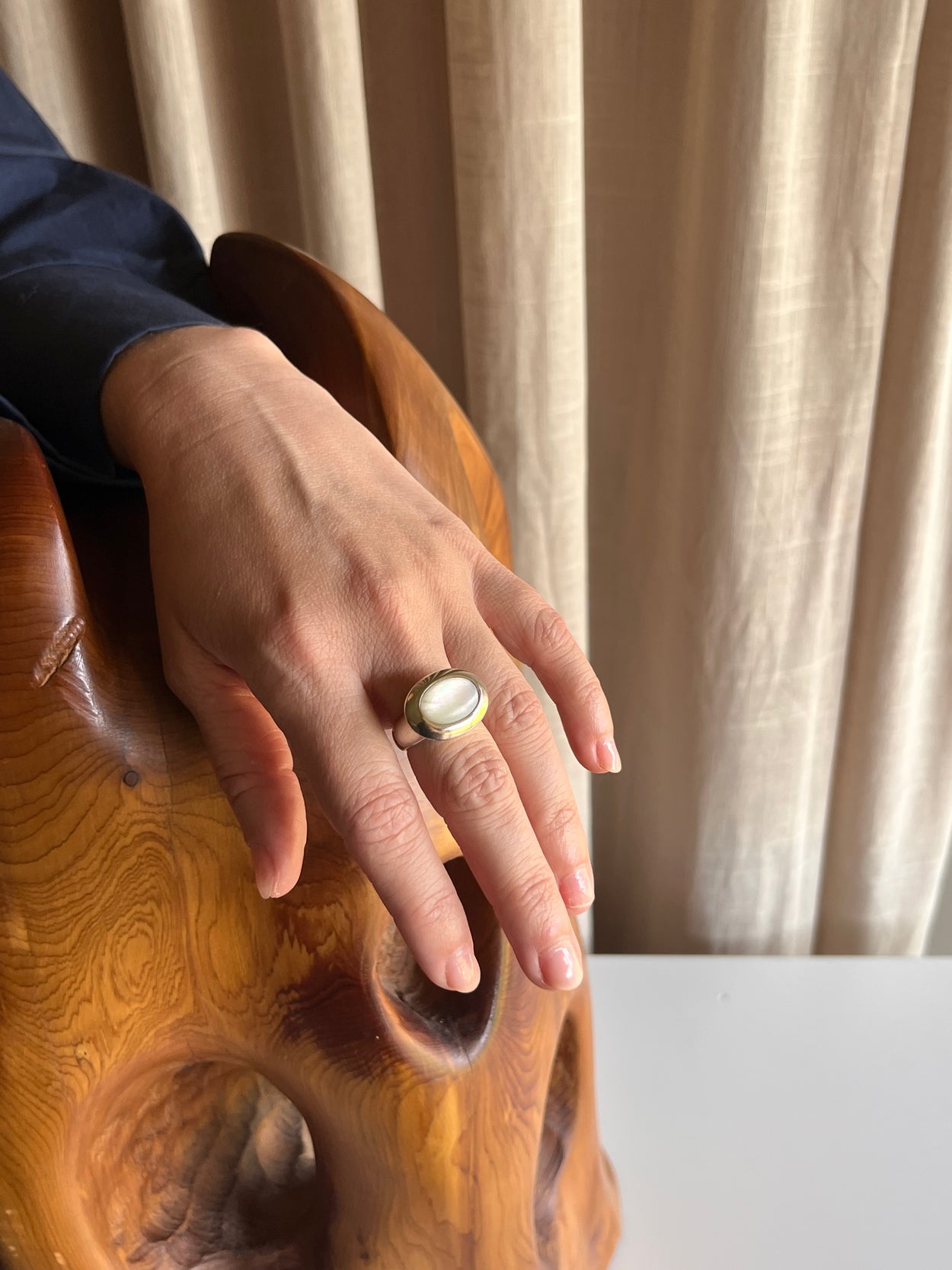 Oval Mother of Pearl Ring