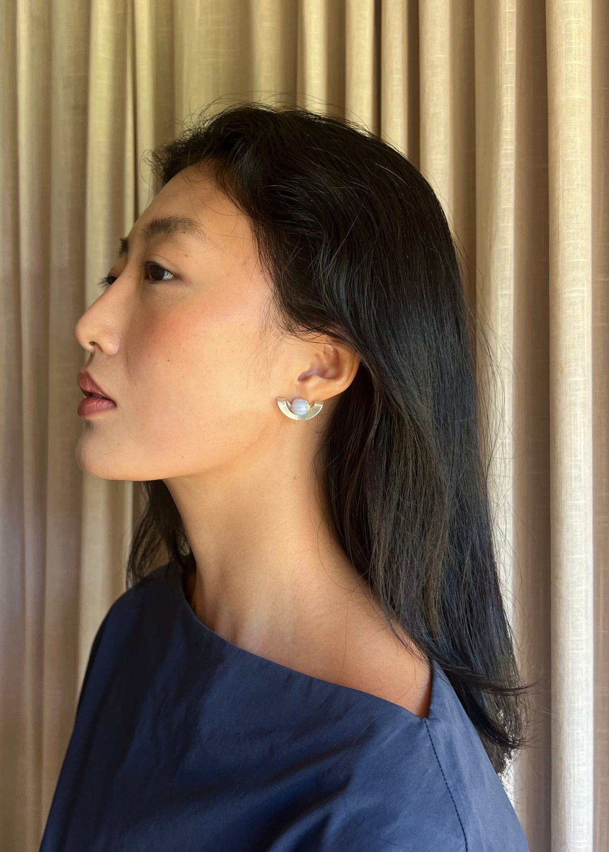 Curved Lace Agate Earrings