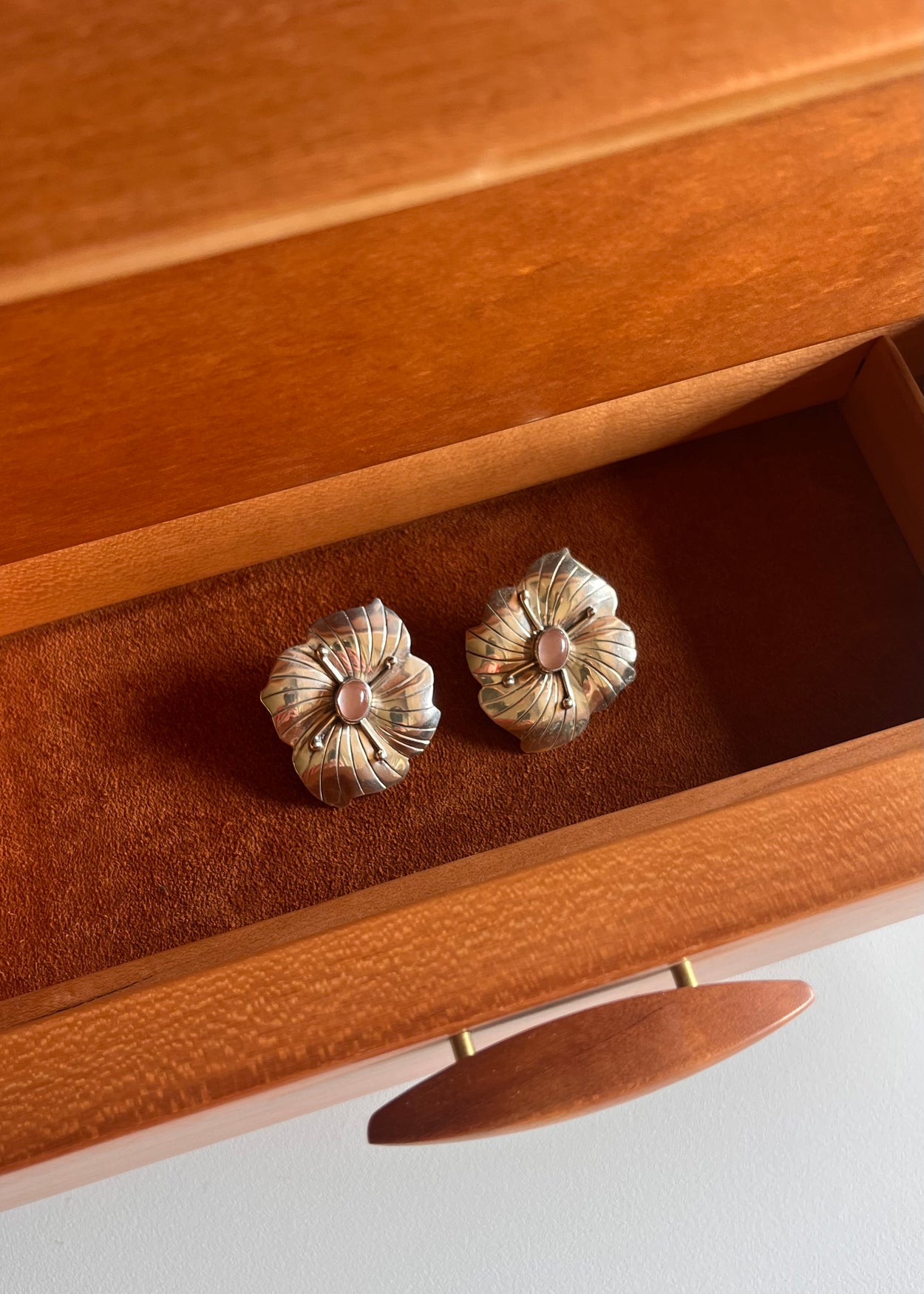 Rose Quartz Flower Earrings
